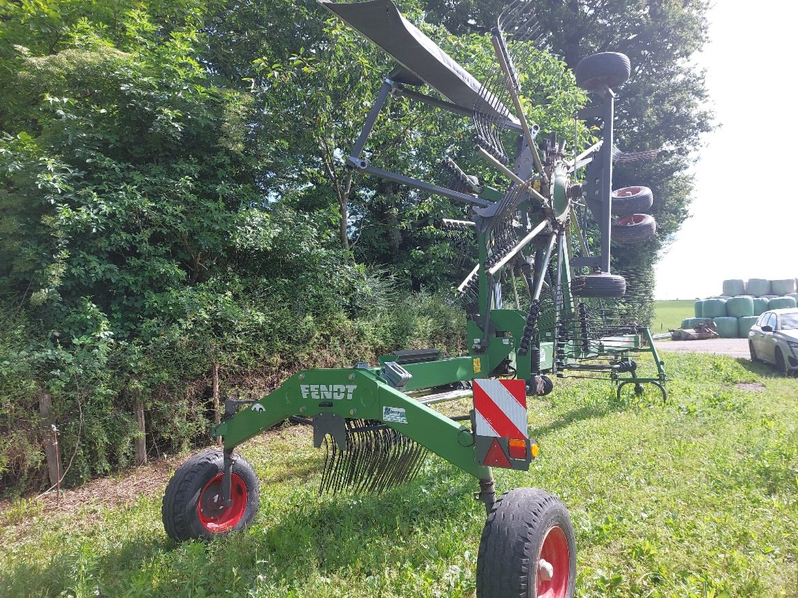 Schwader des Typs Fendt Former 1603, Gebrauchtmaschine in LACAPELLE-MARIVAL (Bild 10)