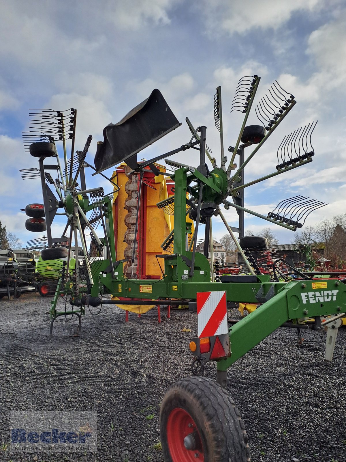 Schwader tipa Fendt Former 1603, Gebrauchtmaschine u Weimar-Niederwalgern (Slika 1)