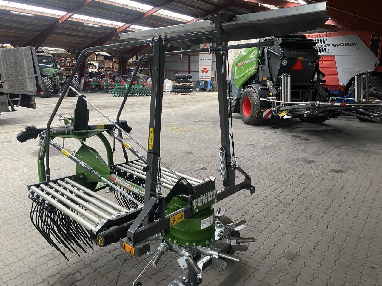 Schwader des Typs Fendt FORMER 351 DN, Gebrauchtmaschine in Holstebro (Bild 5)