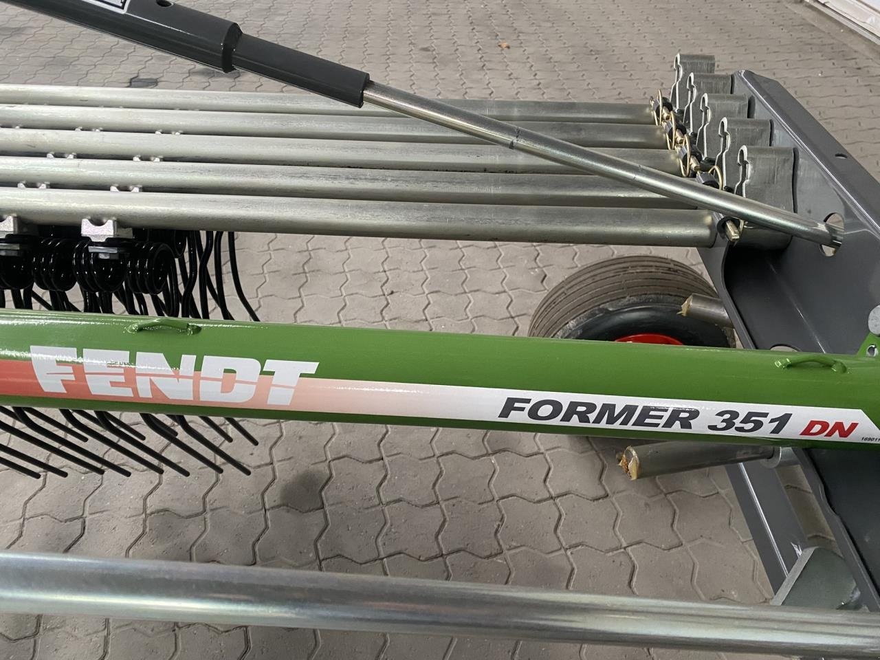 Schwader des Typs Fendt FORMER 351 DN, Gebrauchtmaschine in Holstebro (Bild 6)