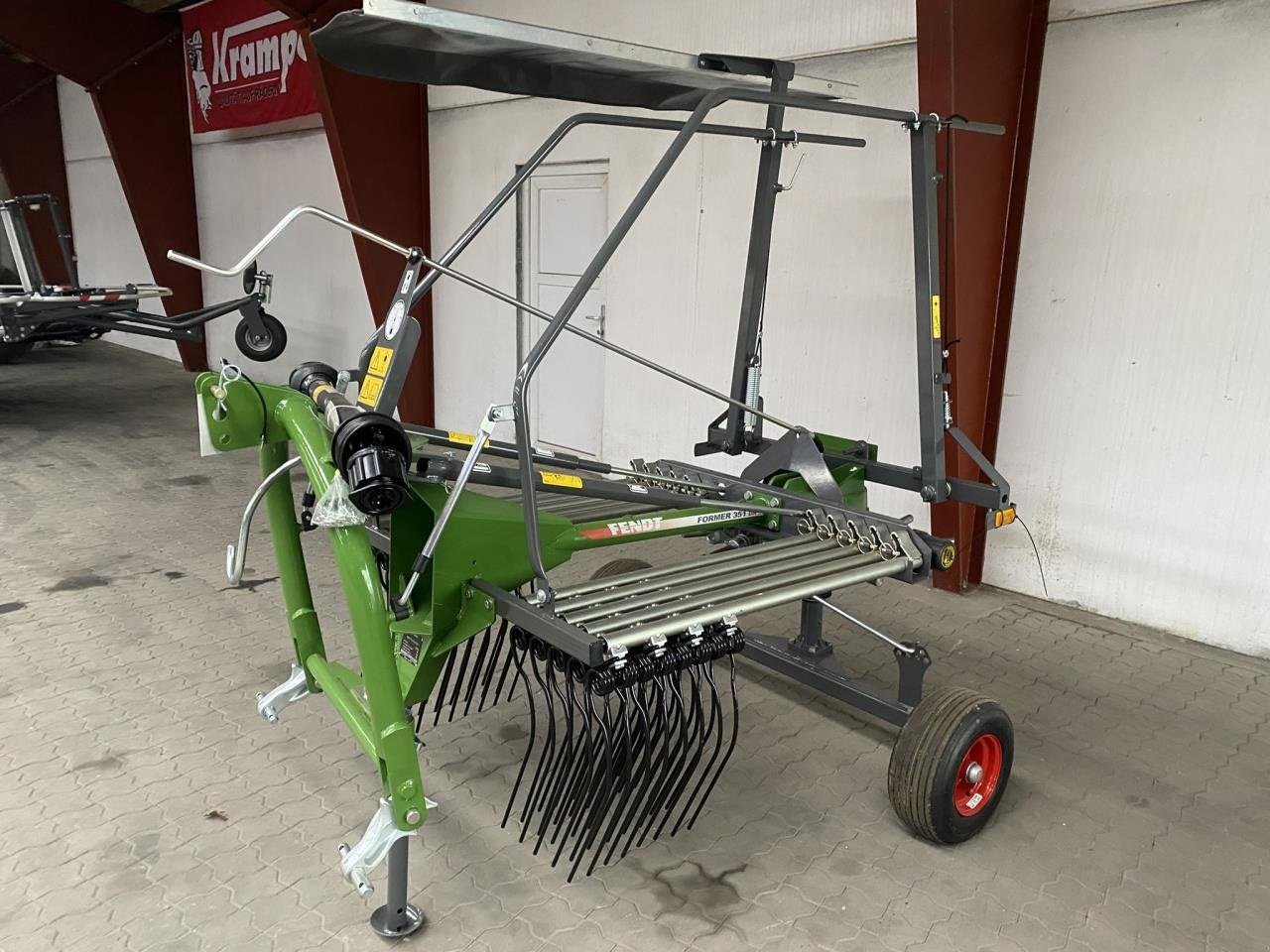 Schwader des Typs Fendt FORMER 351 DN, Gebrauchtmaschine in Holstebro (Bild 2)