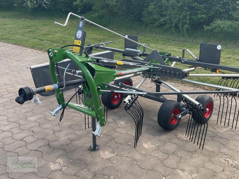 Schwader от тип Fendt Former 351 DN, Neumaschine в Coppenbruegge (Снимка 1)