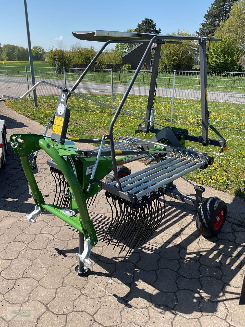 Schwader des Typs Fendt Former 351 DN, Neumaschine in Coppenbruegge (Bild 3)