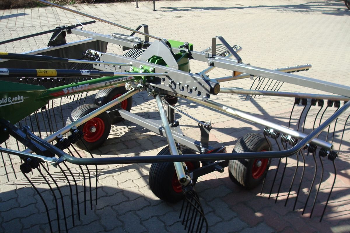 Schwader του τύπου Fendt Former 391 DN, Neumaschine σε Judenburg (Φωτογραφία 9)