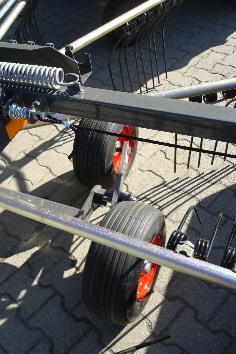 Schwader του τύπου Fendt Former 391 DN, Neumaschine σε Judenburg (Φωτογραφία 5)