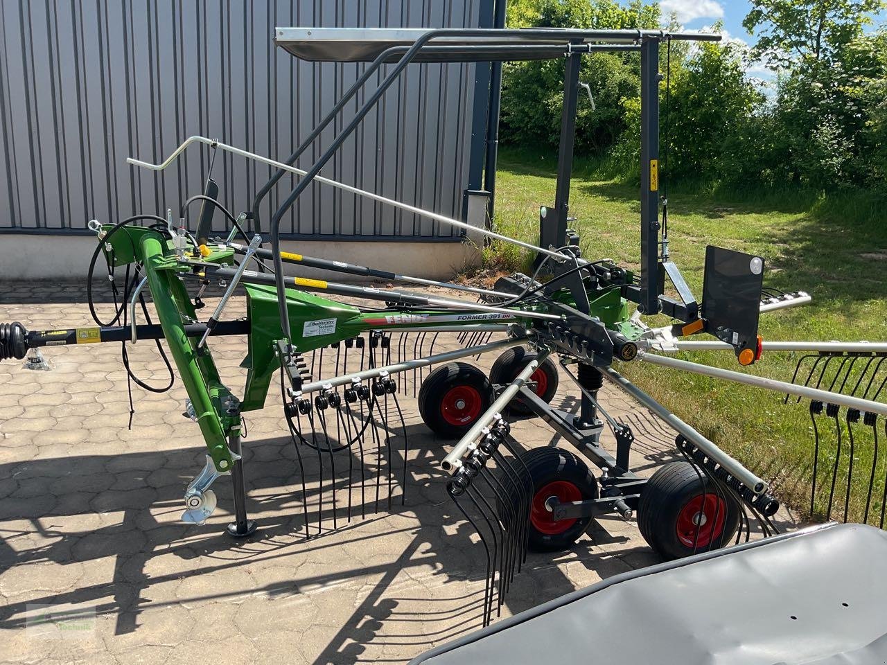 Schwader του τύπου Fendt Former 391 DN, Neumaschine σε Coppenbruegge (Φωτογραφία 1)