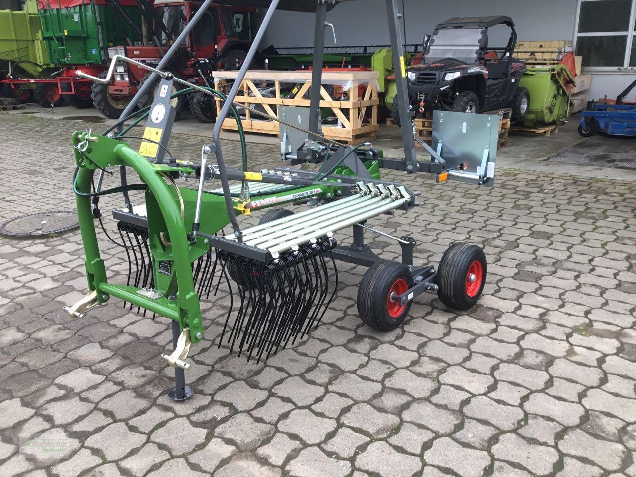 Schwader typu Fendt Former 391 DN, Neumaschine w Hess.Oldendorf (Zdjęcie 1)