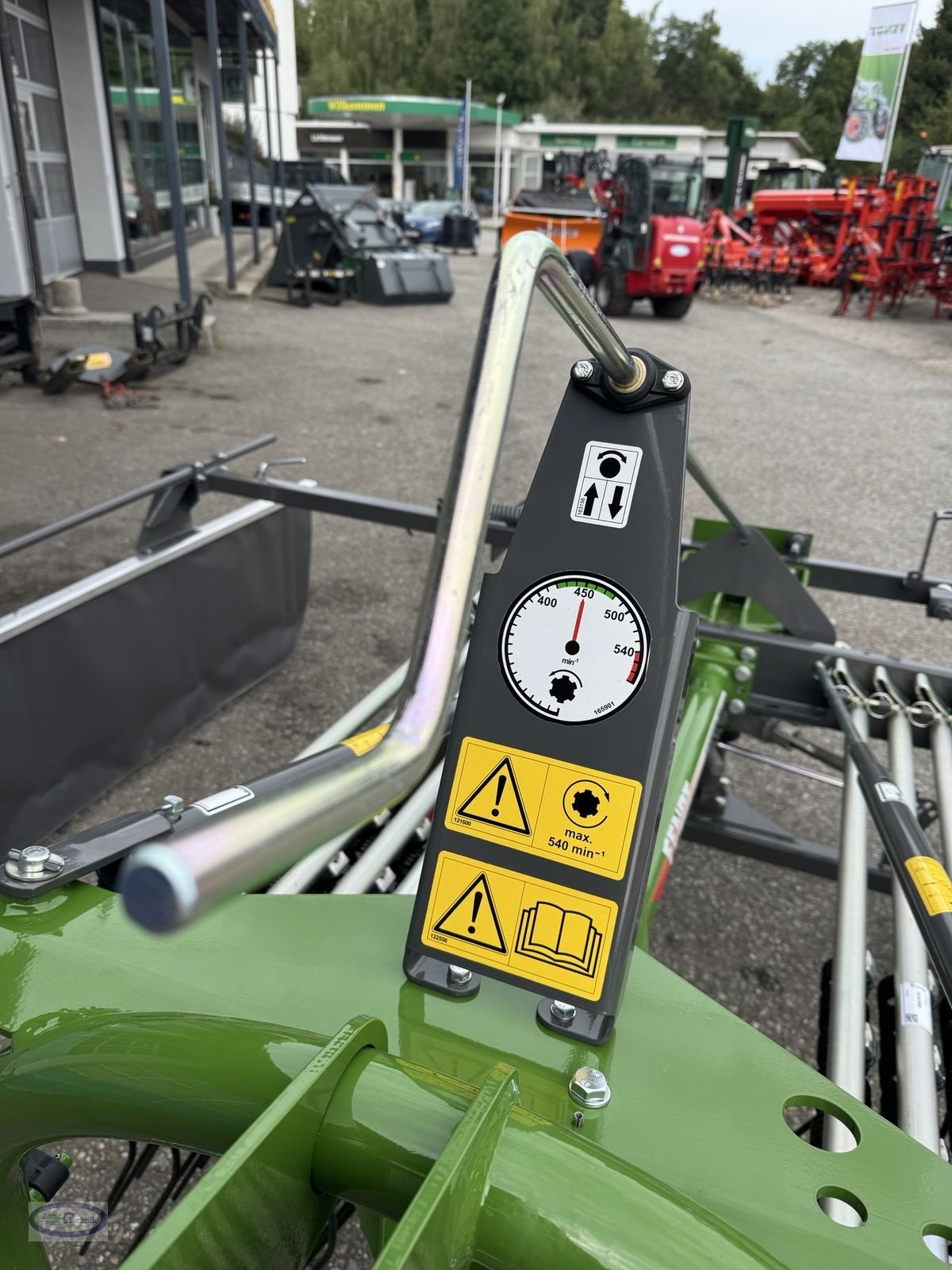 Schwader des Typs Fendt Former 391 DN, Neumaschine in Münzkirchen (Bild 15)