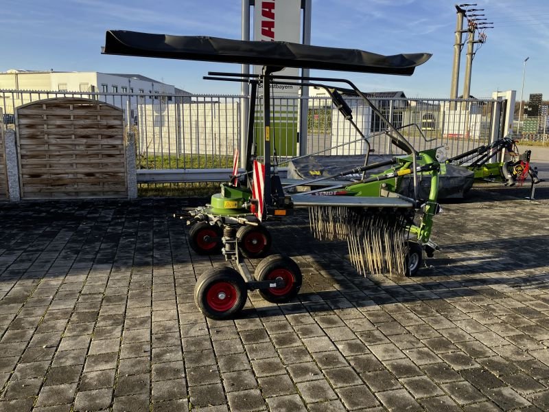 Schwader des Typs Fendt FORMER 400, Gebrauchtmaschine in Töging a. Inn (Bild 8)