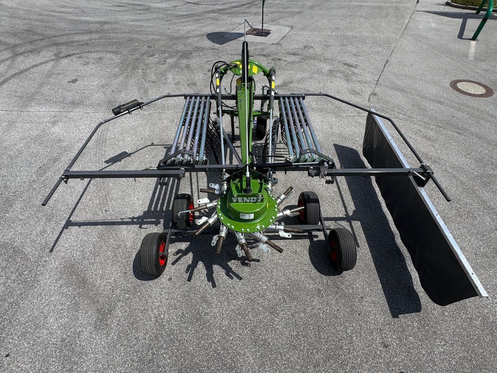 Schwader des Typs Fendt Former 426 DN, Gebrauchtmaschine in St. Johann (Bild 8)