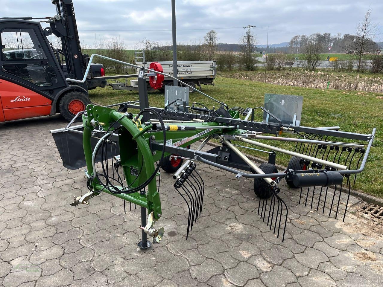 Schwader typu Fendt Former 426 DN, Neumaschine v Coppenbruegge (Obrázok 3)