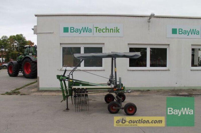Schwader des Typs Fendt FORMER 456 DN, Gebrauchtmaschine in Straubing (Bild 1)