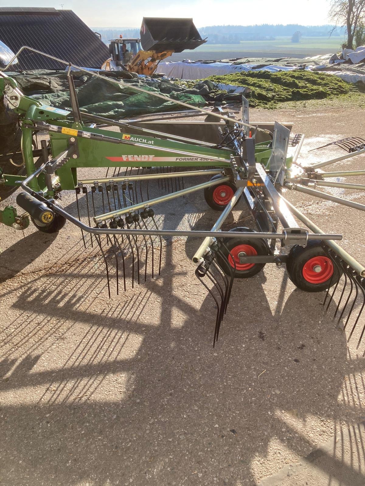 Schwader Türe ait Fendt Former 456 DN, Gebrauchtmaschine içinde Mehring (resim 2)