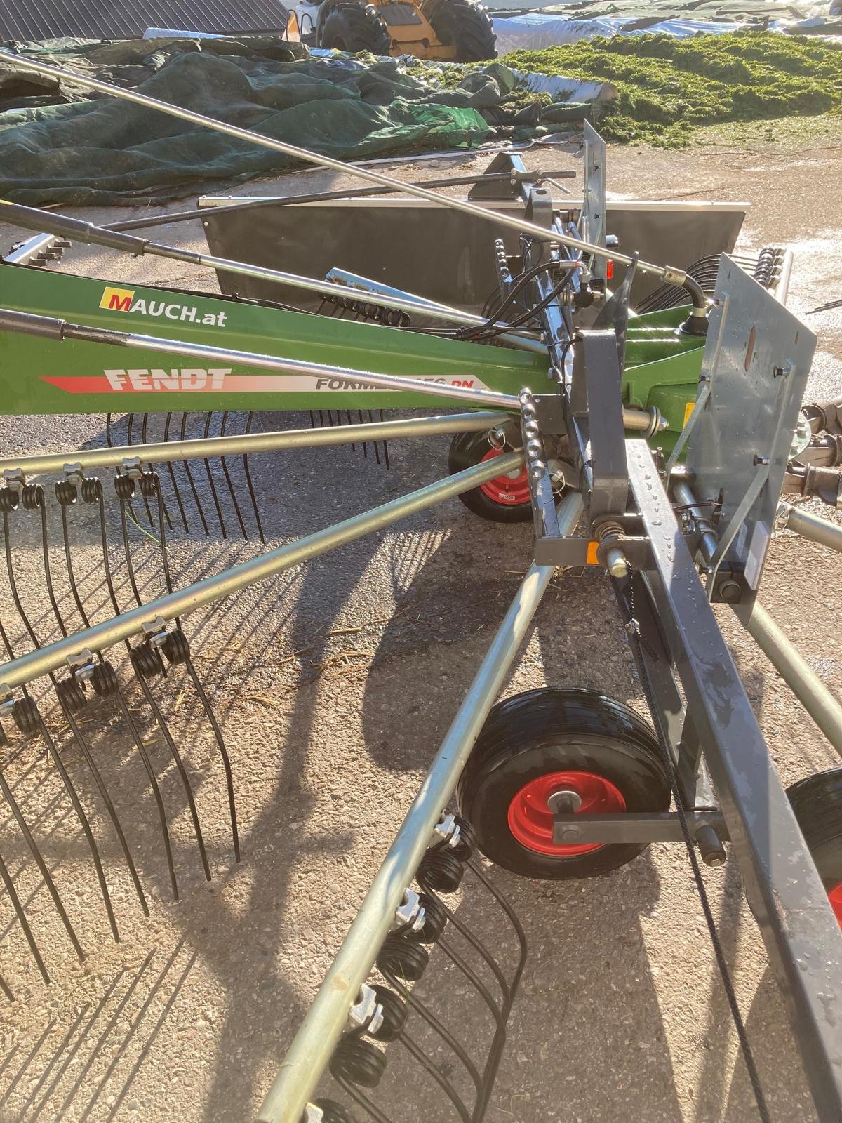 Schwader Türe ait Fendt Former 456 DN, Gebrauchtmaschine içinde Mehring (resim 5)
