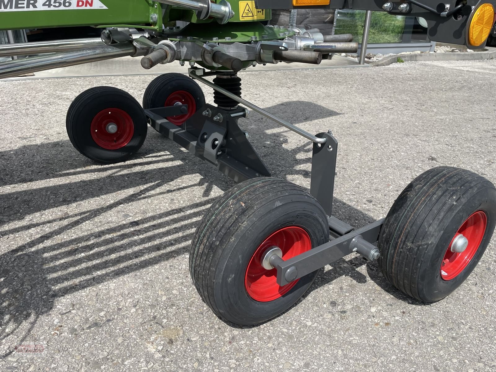 Schwader of the type Fendt Former 456DN, Neumaschine in Wieselburg Land (Picture 11)