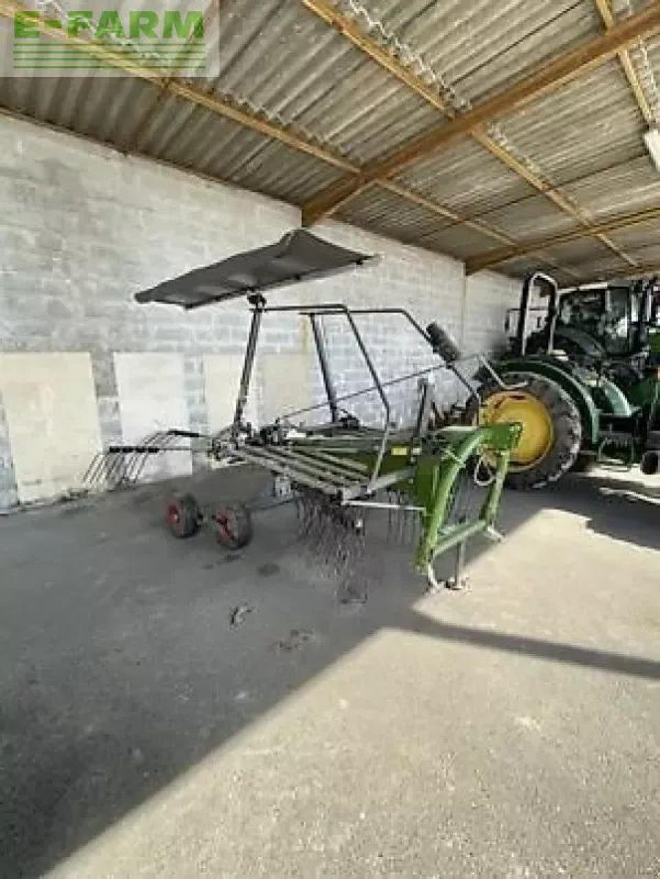 Schwader del tipo Fendt former 456dn, Gebrauchtmaschine en MONFERRAN (Imagen 1)