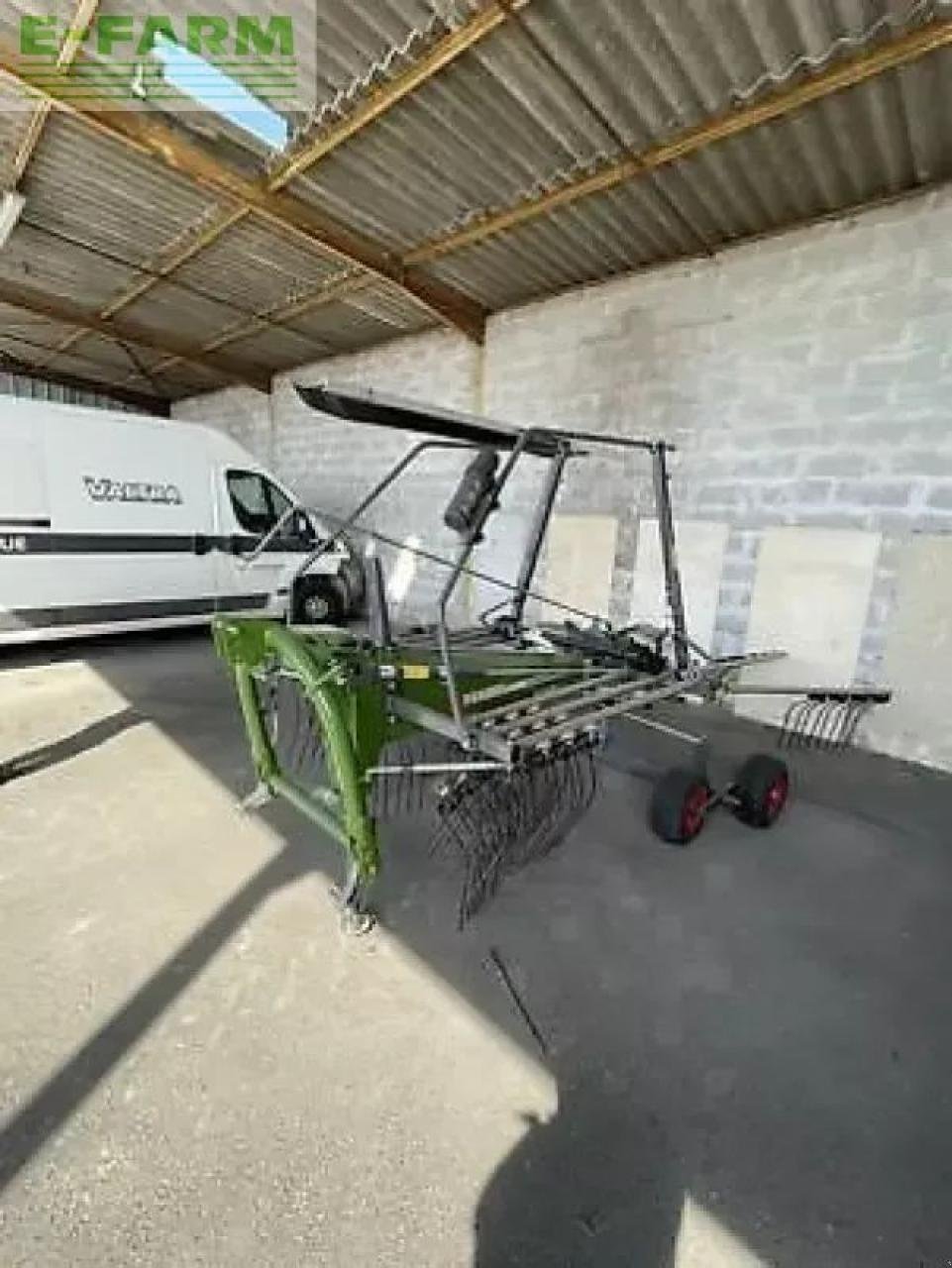 Schwader del tipo Fendt former 456dn, Gebrauchtmaschine en MONFERRAN (Imagen 4)