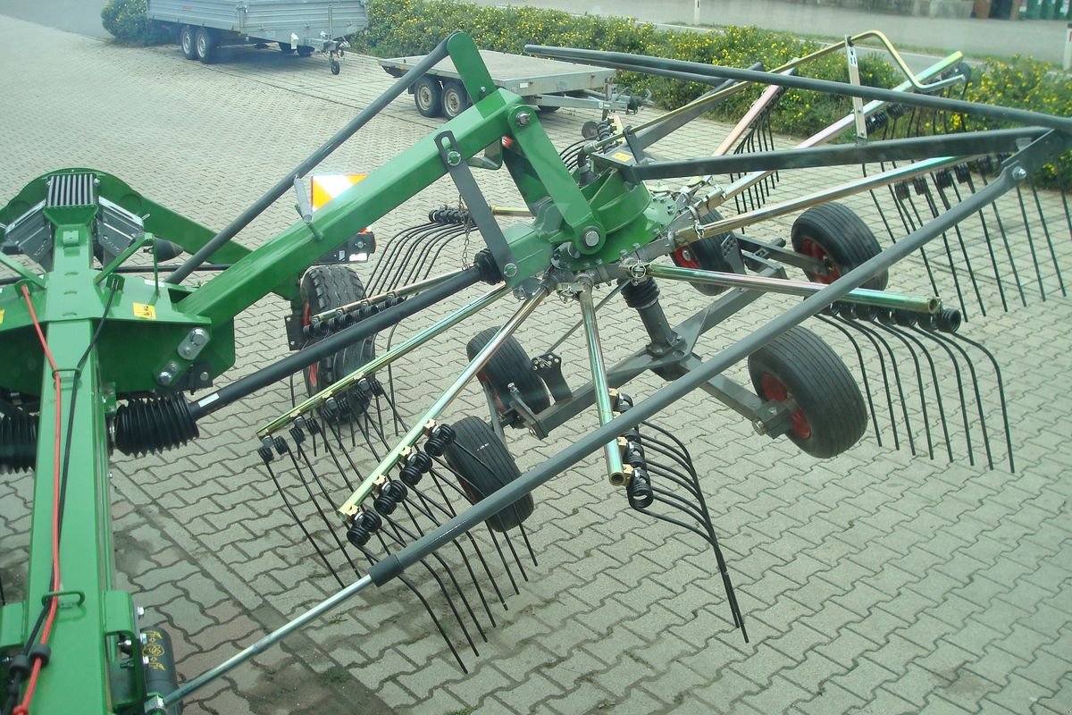 Schwader του τύπου Fendt Former 671, Vorführmaschine σε Judenburg (Φωτογραφία 8)