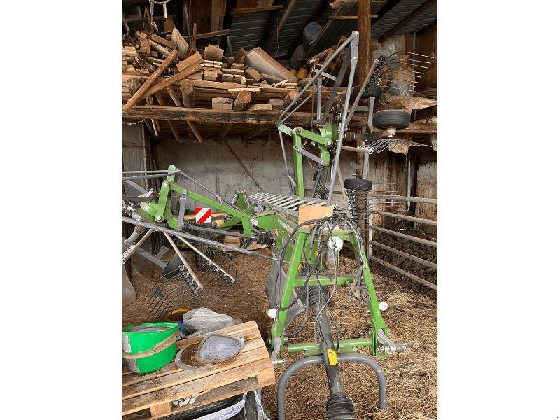 Schwader des Typs Fendt former 671, Gebrauchtmaschine in Levier (Bild 1)