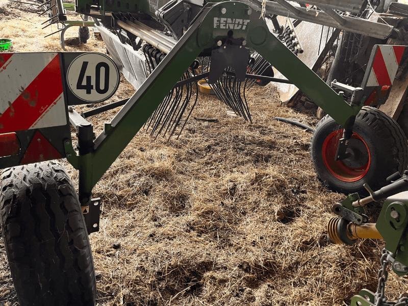 Schwader des Typs Fendt former 671, Gebrauchtmaschine in Levier (Bild 5)