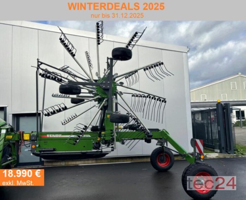 Schwader of the type Fendt Former 671, Neumaschine in Wipperfürth (Picture 1)