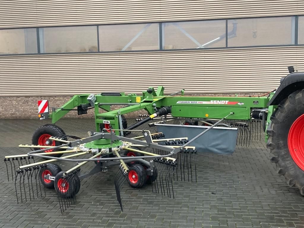 Schwader του τύπου Fendt former 8055 pro cirkelhark, Neumaschine σε Houten (Φωτογραφία 2)
