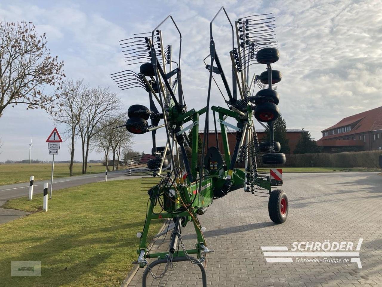 Schwader типа Fendt FORMER 8055 PRO, Neumaschine в Wittmund (Фотография 2)