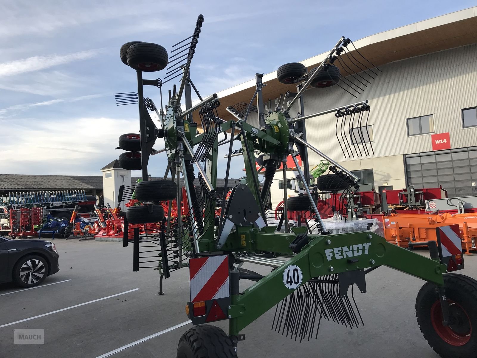 Schwader of the type Fendt Former 8055 PRO, Neumaschine in Burgkirchen (Picture 8)