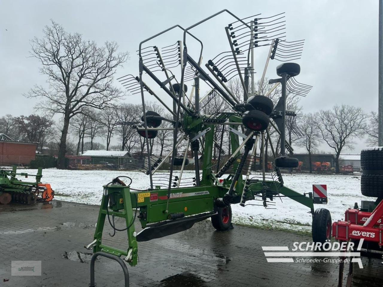 Schwader a típus Fendt FORMER 880, Neumaschine ekkor: Lastrup (Kép 1)