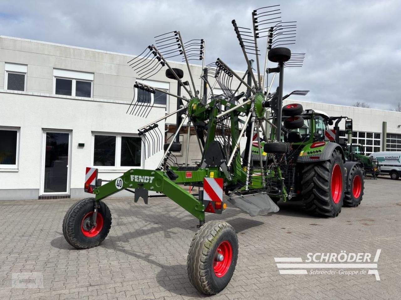 Schwader του τύπου Fendt FORMER 880, Neumaschine σε Westerstede (Φωτογραφία 7)