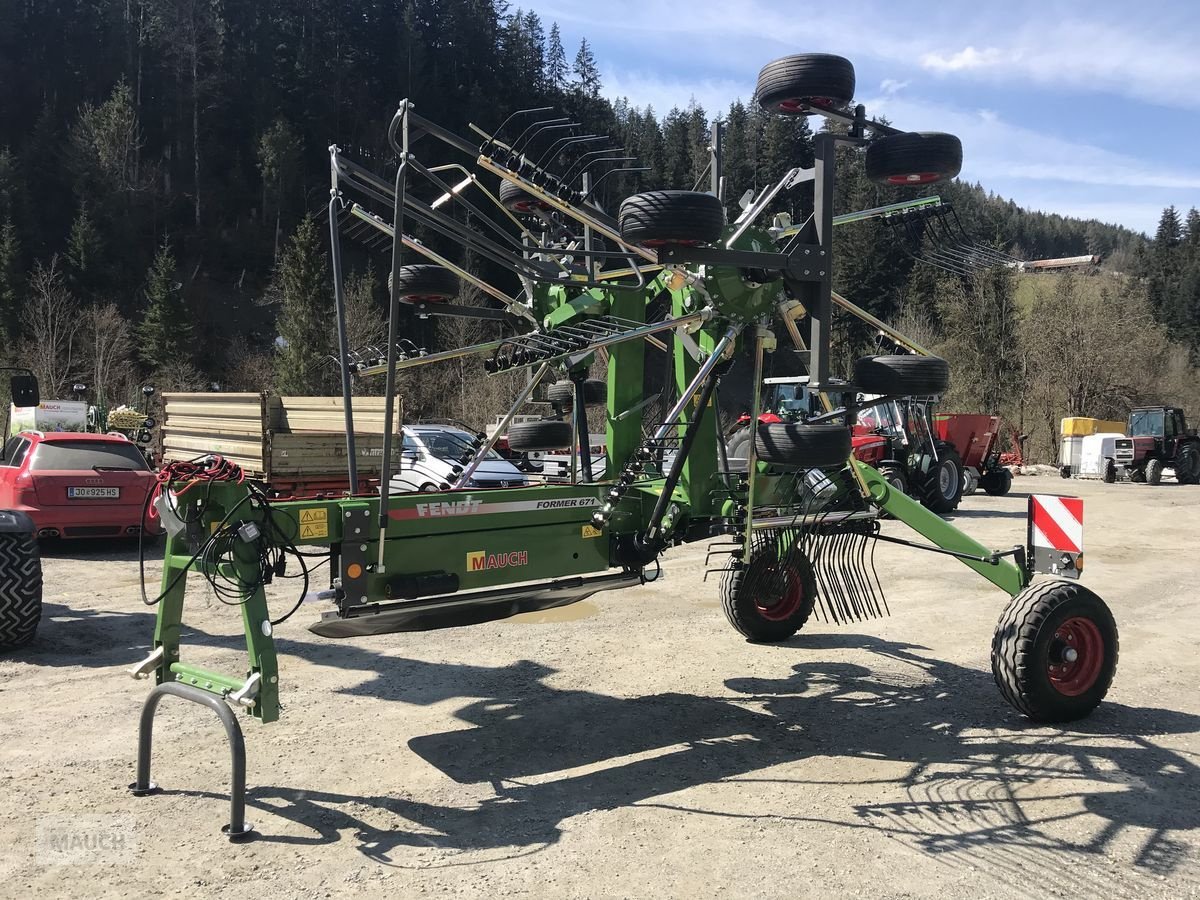 Schwader типа Fendt Schwader Former 671, Neumaschine в Eben (Фотография 1)