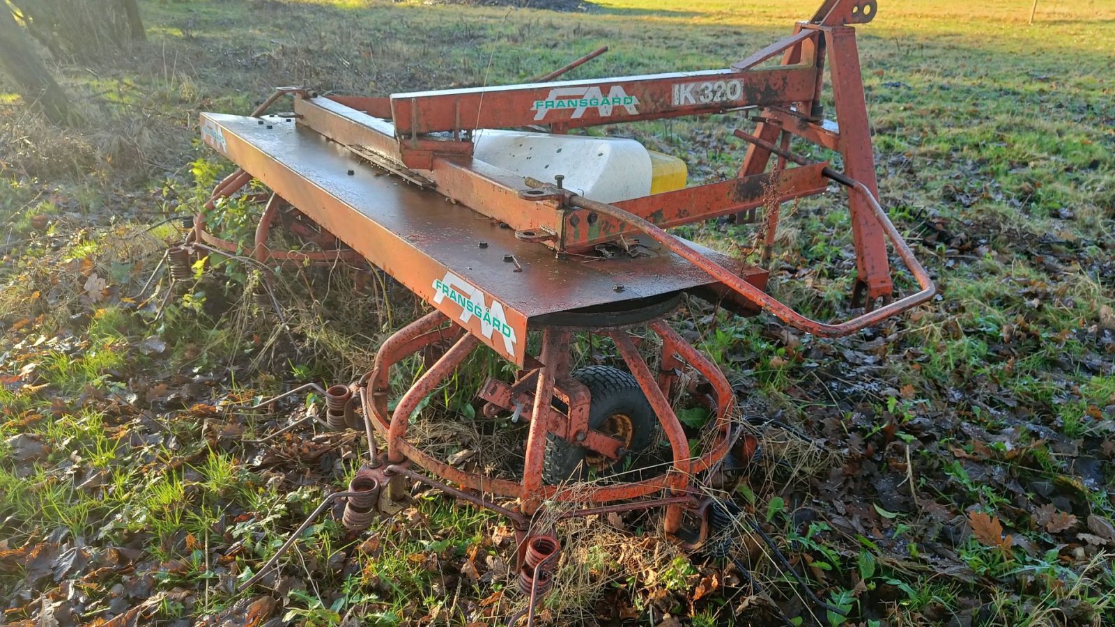 Schwader des Typs Fransgard IK 320 Sælges momsfri, Gebrauchtmaschine in Egtved (Bild 3)