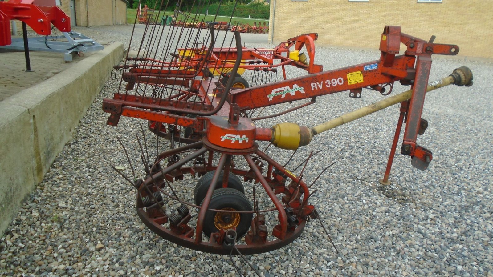 Schwader des Typs Fransgard RV-390, Gebrauchtmaschine in Viborg (Bild 2)