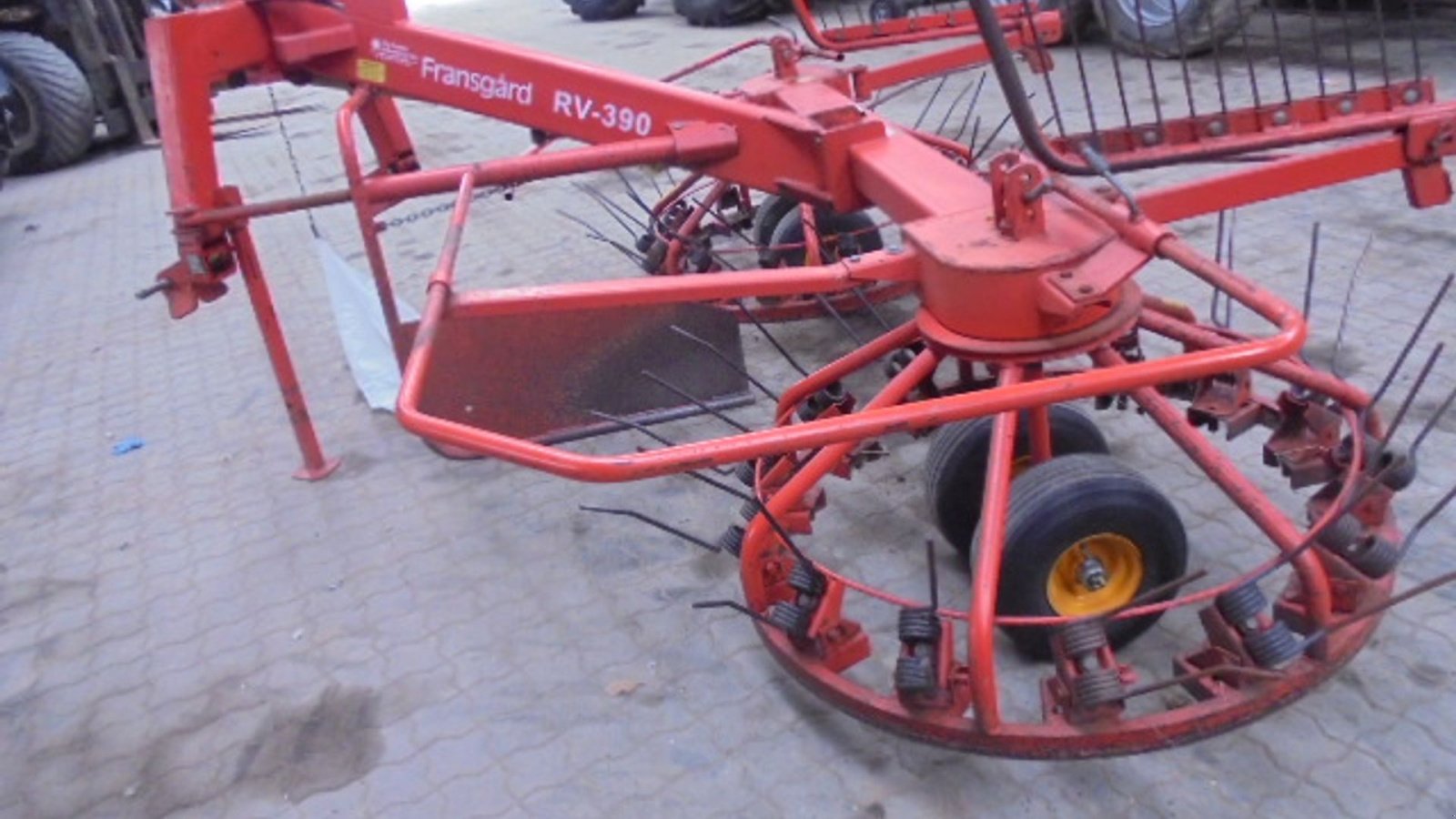 Schwader Türe ait Fransgard RV-390, Gebrauchtmaschine içinde Rønde (resim 4)