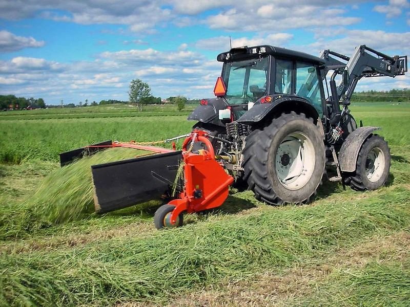Schwader des Typs Fransgard Schwadlüfter Schwadwender Wender Aufbereiter, Gebrauchtmaschine in Schmallenberg (Bild 2)