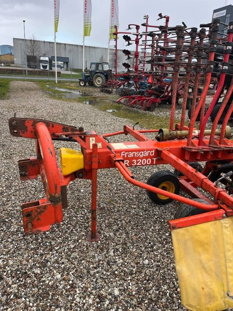 Schwader typu Fransgard SR-3200, Gebrauchtmaschine w Ringe (Zdjęcie 8)