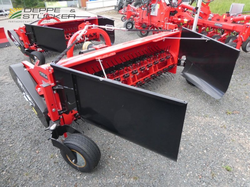 Schwader of the type Fransgard SV-2500 Schwadlüfter, Neumaschine in Lauterberg/Barbis