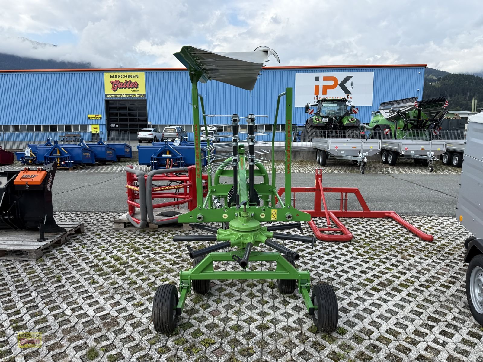 Schwader του τύπου InterTech ZKT 350 Einkreiselschwader mit 3-Punkt Anbau, Neumaschine σε Kötschach (Φωτογραφία 4)