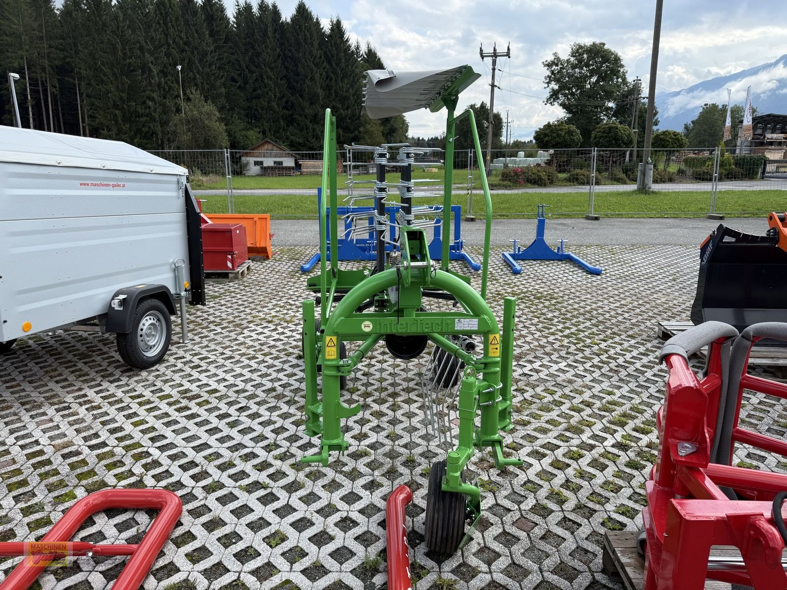 Schwader του τύπου InterTech ZKT 350 Einkreiselschwader mit 3-Punkt Anbau, Neumaschine σε Kötschach (Φωτογραφία 2)