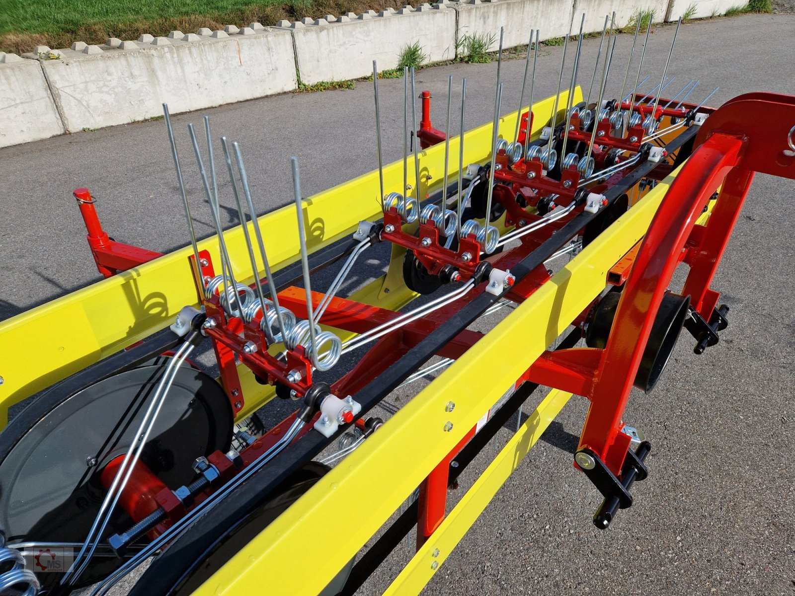 Schwader tip Jar-Met Bandrechen 2,80m Schwader Wender, Neumaschine in Tiefenbach (Poză 4)