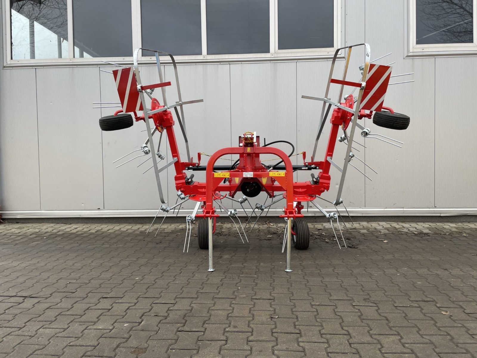 Schwader типа Jar-Met Schwader 5,2 m / Tedder, Neumaschine в Michałowo (Фотография 2)