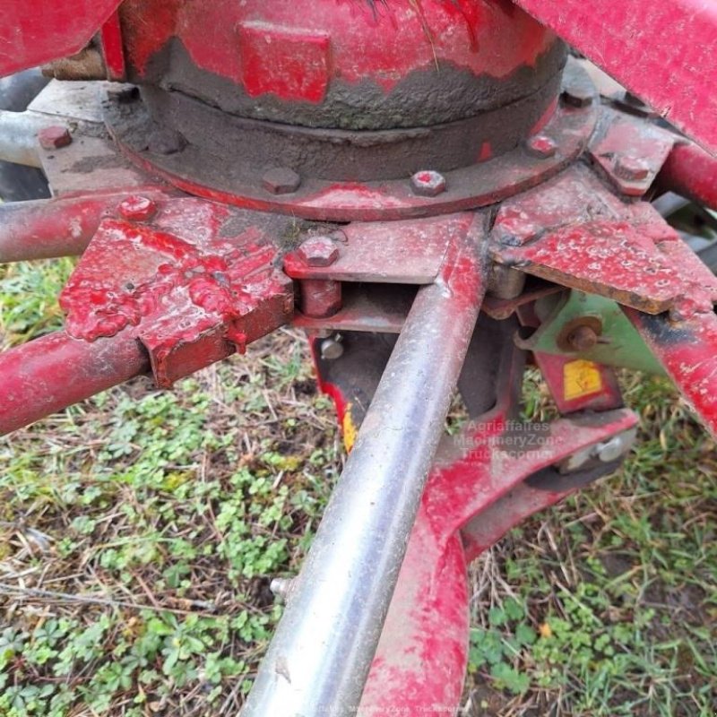 Schwader del tipo JF Stoll R 1405 S, Gebrauchtmaschine In azerailles (Immagine 7)