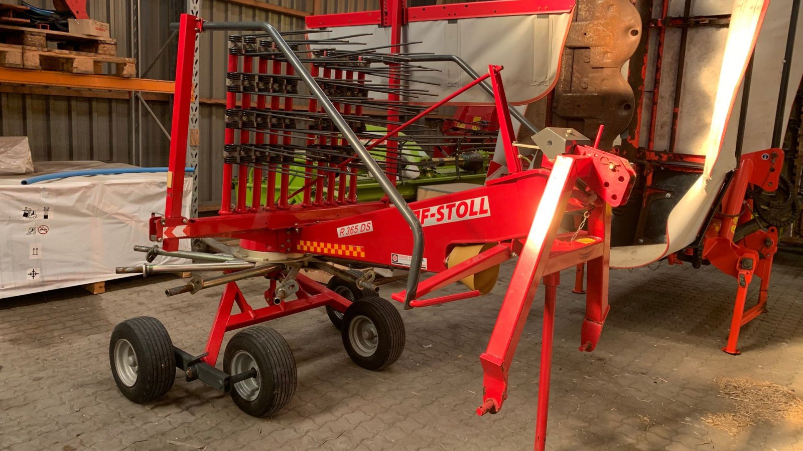 Schwader типа JF Stoll R 365 DS, Gebrauchtmaschine в Tinglev (Фотография 1)