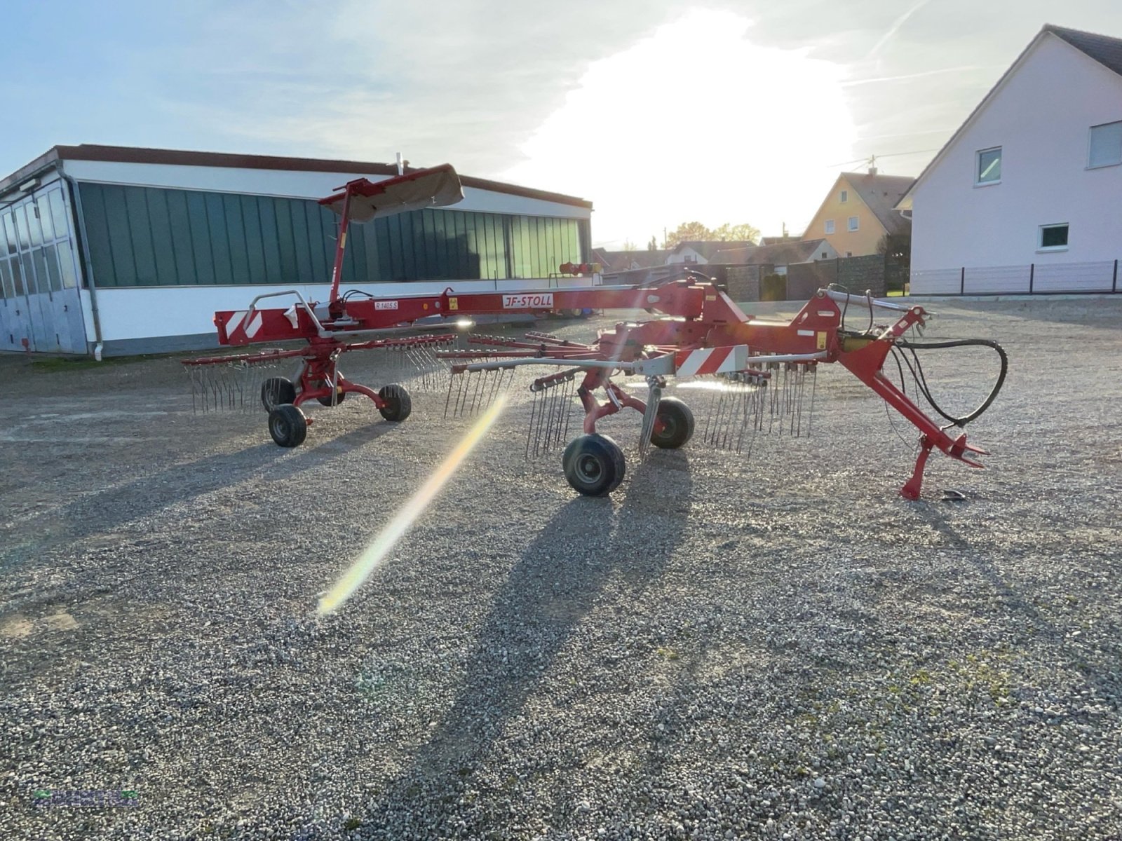 Schwader типа JF Stoll Zwei-Kreisel Seitenschwader R 1405 S, Gebrauchtmaschine в Buchdorf (Фотография 1)