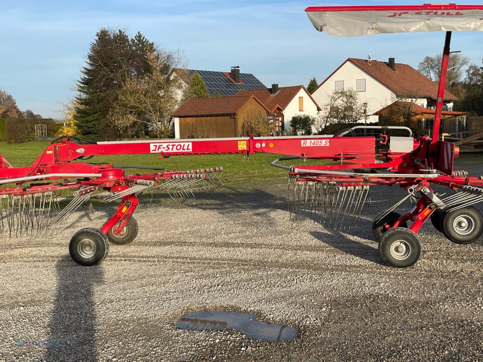 Schwader типа JF Stoll Zwei-Kreisel Seitenschwader R 1405 S, Gebrauchtmaschine в Buchdorf (Фотография 6)