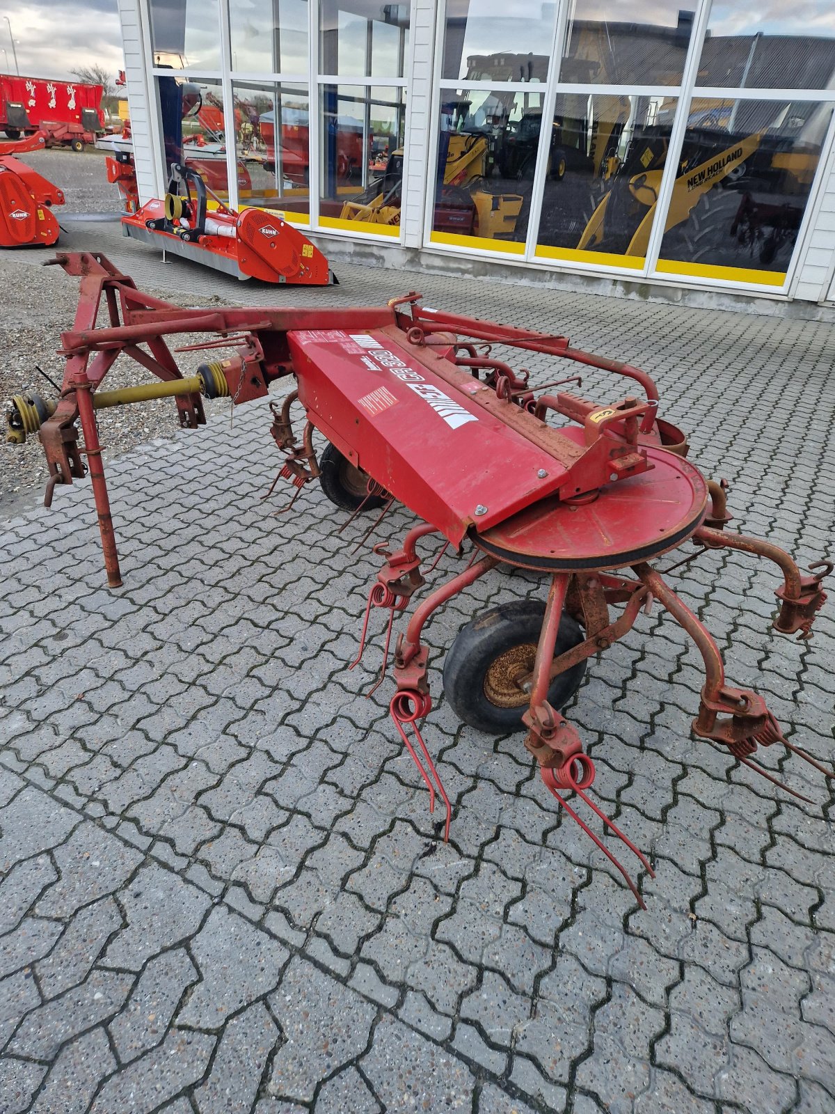 Schwader del tipo JF CR320 COMBIRIVE, Gebrauchtmaschine In Thisted (Immagine 2)