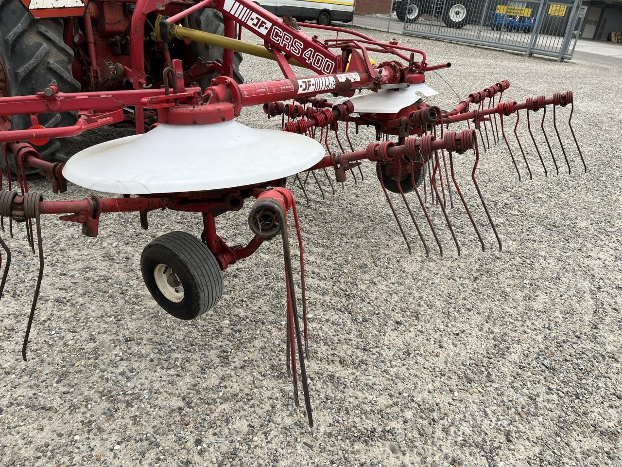 Schwader van het type JF CRS 400 RIVE, Gebrauchtmaschine in Skjern (Foto 2)