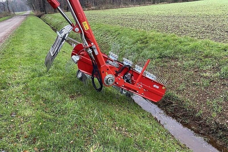 Schwader tipa Kersten Bandrechen Bandschwader Ausleger Reche Schwader Funkraupe, Gebrauchtmaschine u Schmallenberg (Slika 1)