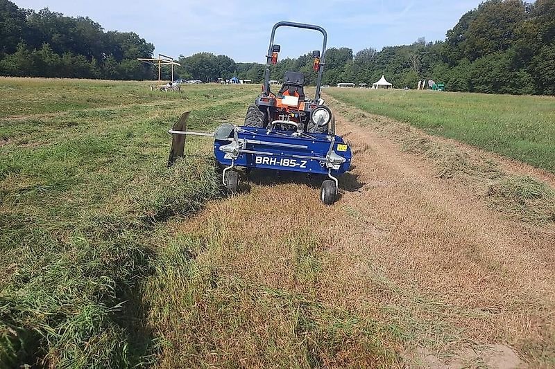 Schwader tipa Kersten Bandrechen Bandschwader Ausleger Reche Schwader Funkraupe, Gebrauchtmaschine u Schmallenberg (Slika 8)
