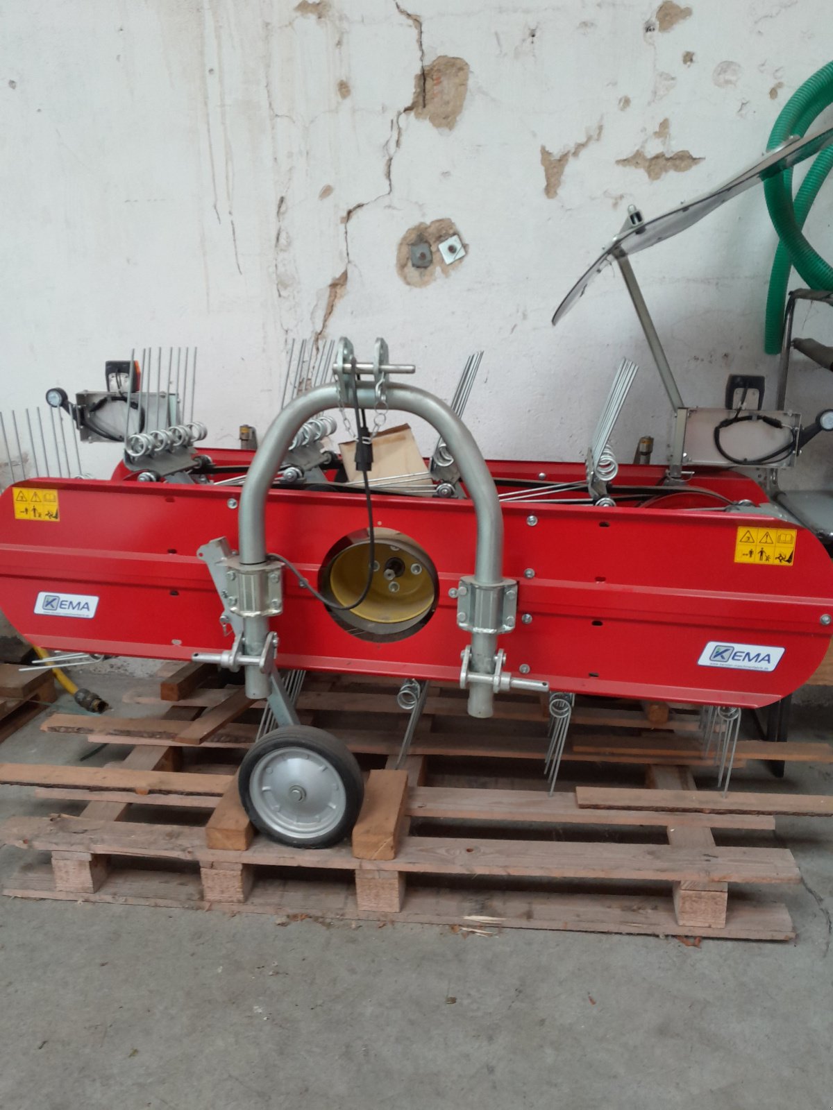 Schwader tip Kersten BRH, Neumaschine in Postmünster (Poză 2)